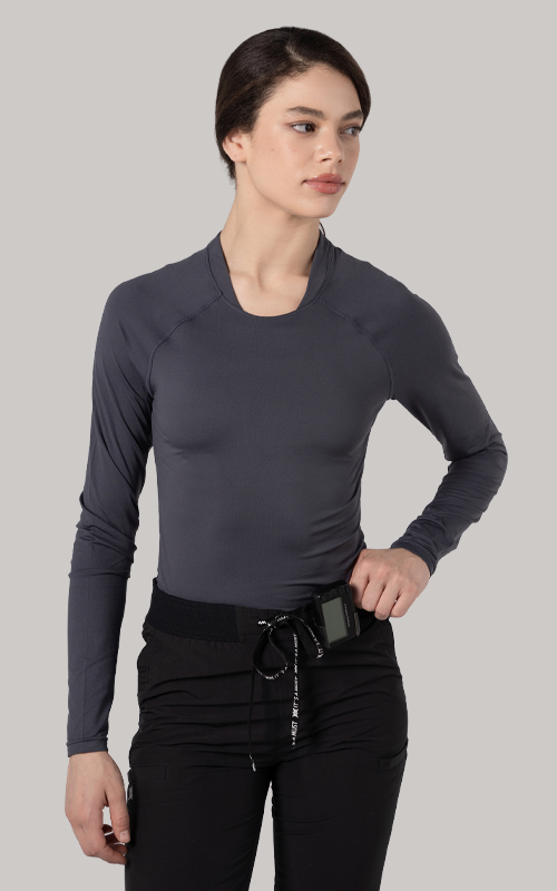 اندر سكراب بريميوم سوفت بآكمام طويلة ~ Premium-Soft Long Sleeve Under Scrub.